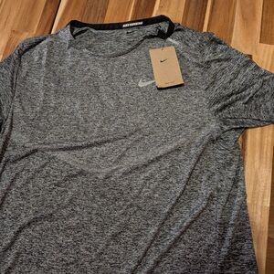 Nike Gray Dri-fit Short Sleeve Tee NWT